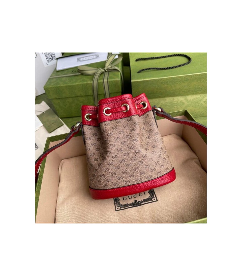 Doraemon x Gucci Mini Bucket Bag view 5