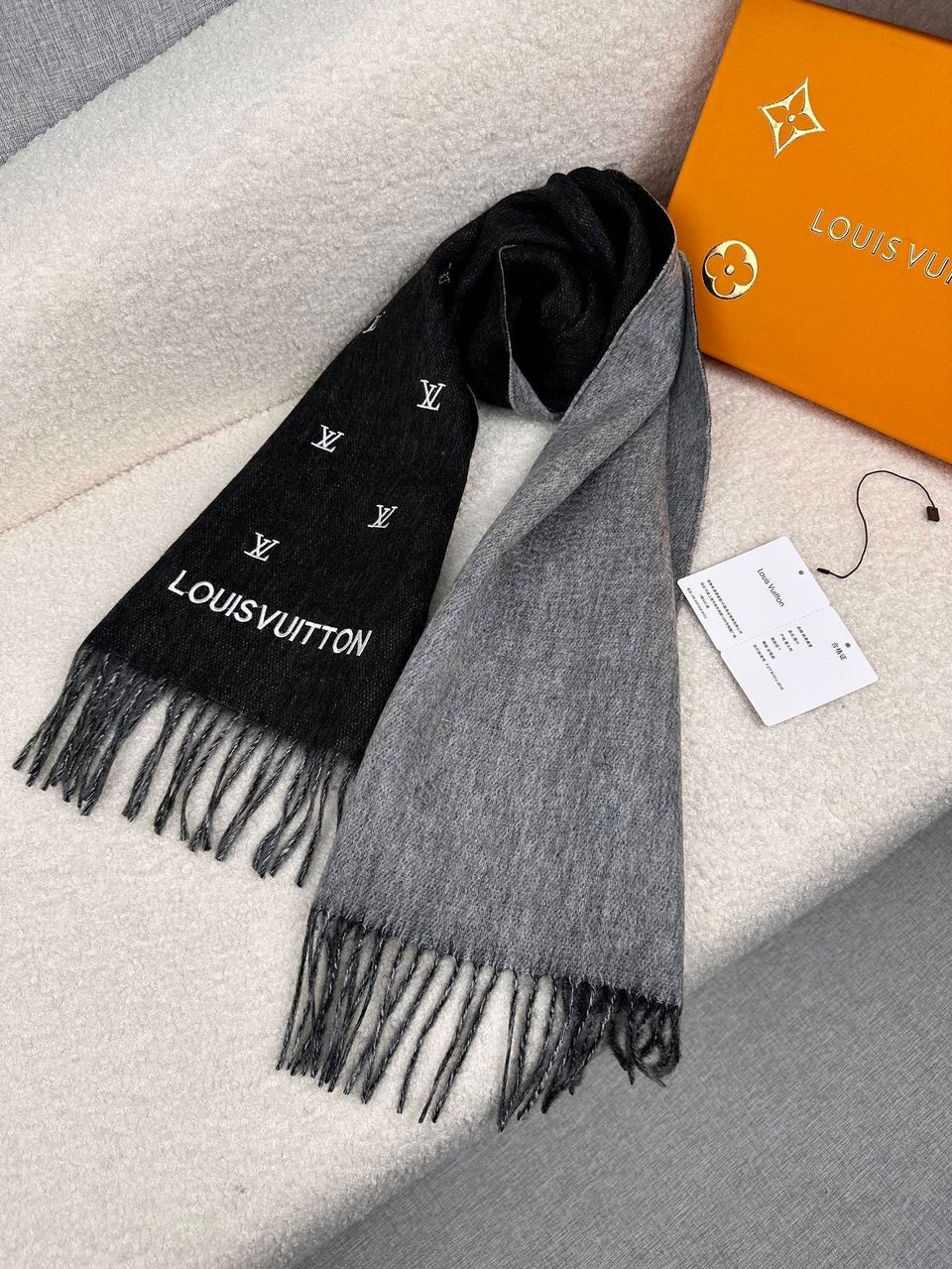 Louis Vuitton Monogram Black Pattern Scarf For Women 180cm view 2