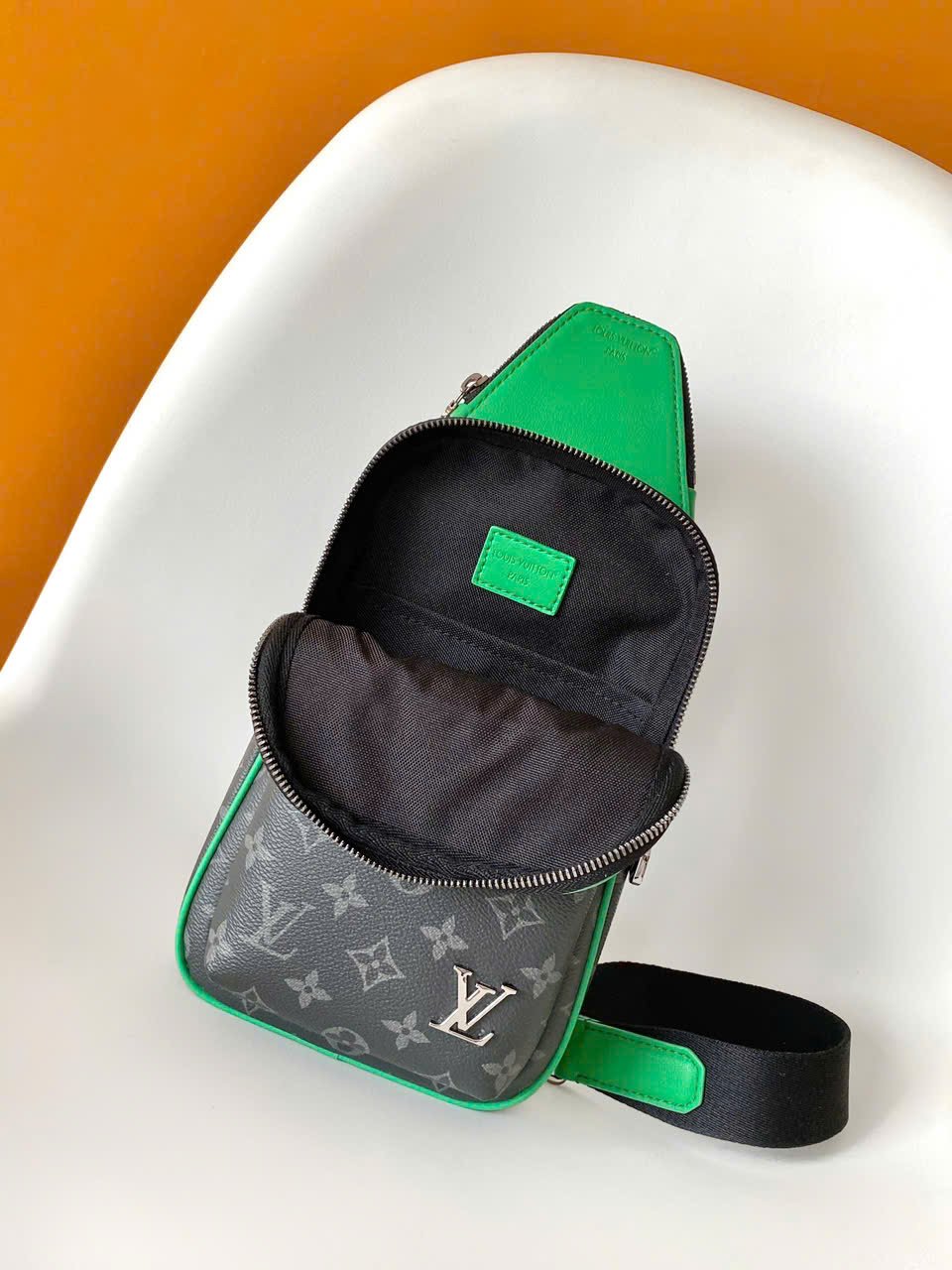 Louis Vuitton Avenue Slingbag PM For Men M25891 view 8