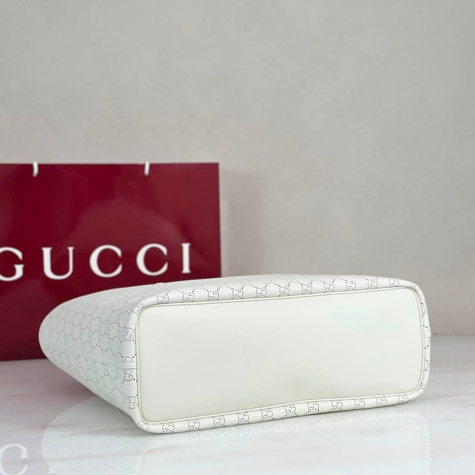 Gucci Tribeca Large Tote Bag 38cm/15in White Leather GG 874745 view 6