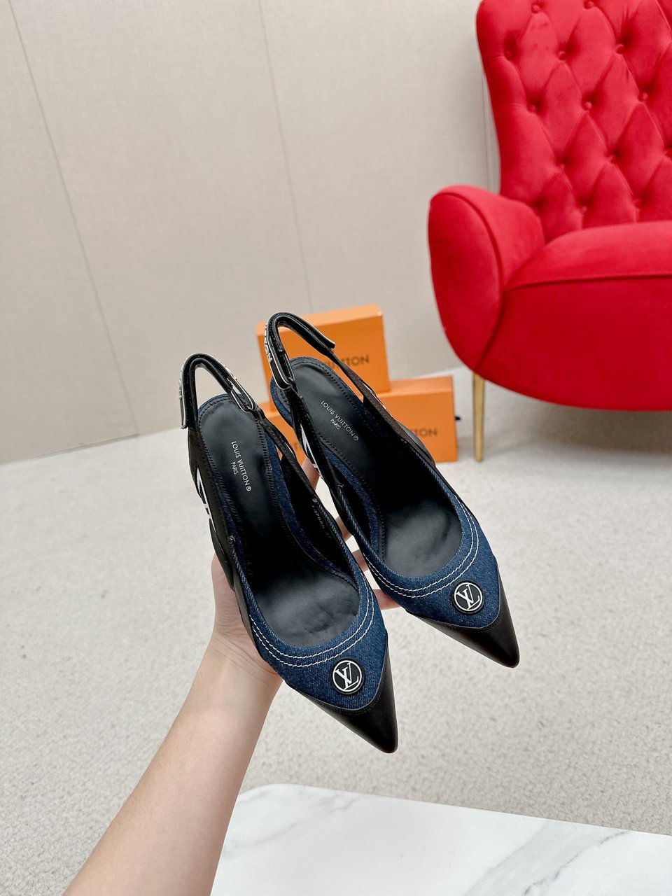 Louis Vuitton Archlight Slingback Pump Black And Denim Blue 1Aabob view 5