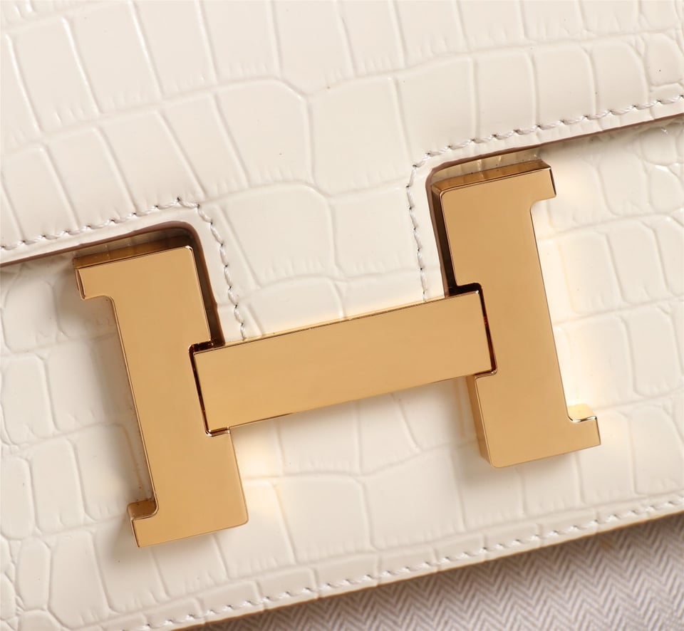Hermès Mini Constance 19 Shiny Alligator Gold Hardware White 19cm / 7.5in view 9