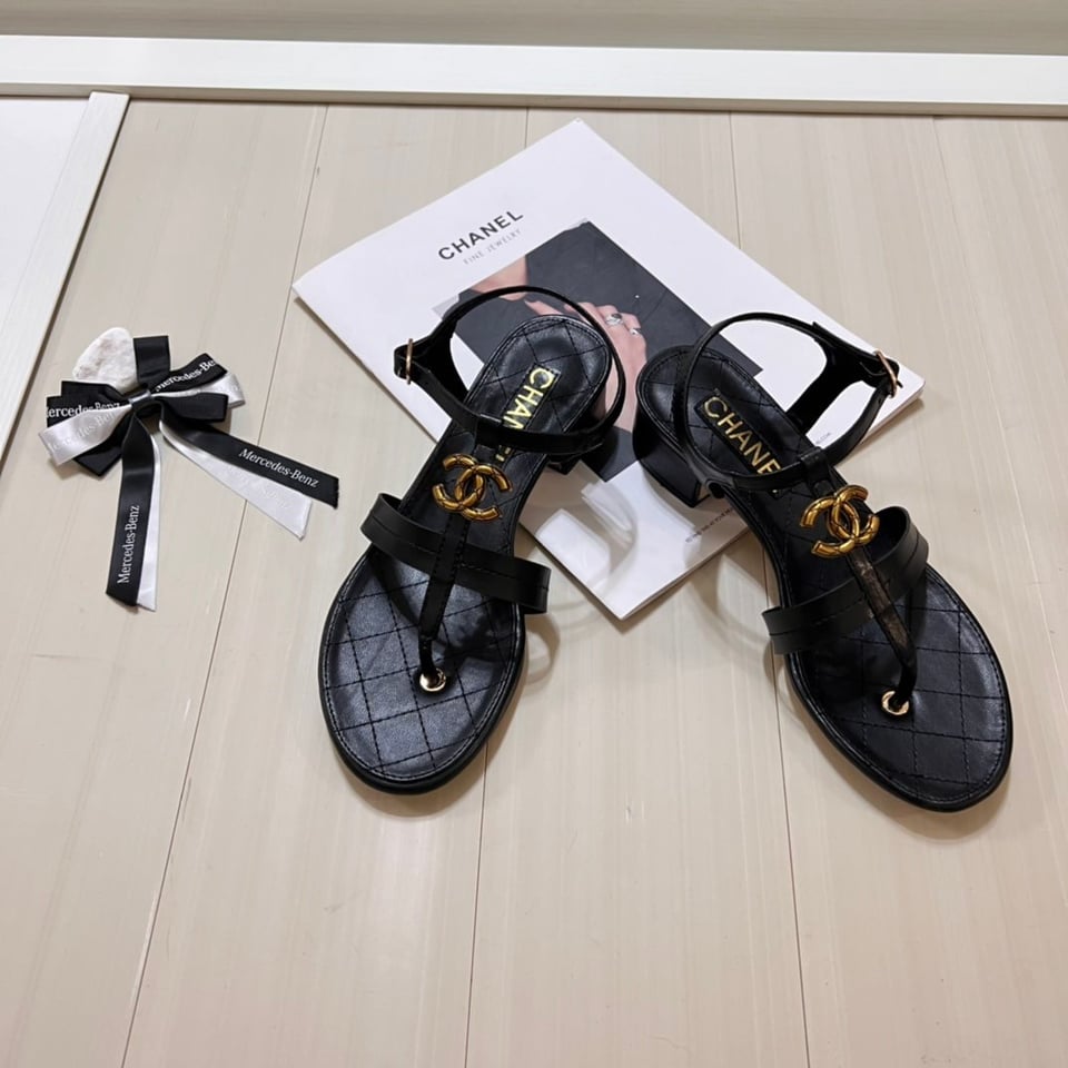 Chanel Sandal Open Round Toe Flip Flops Black view 10