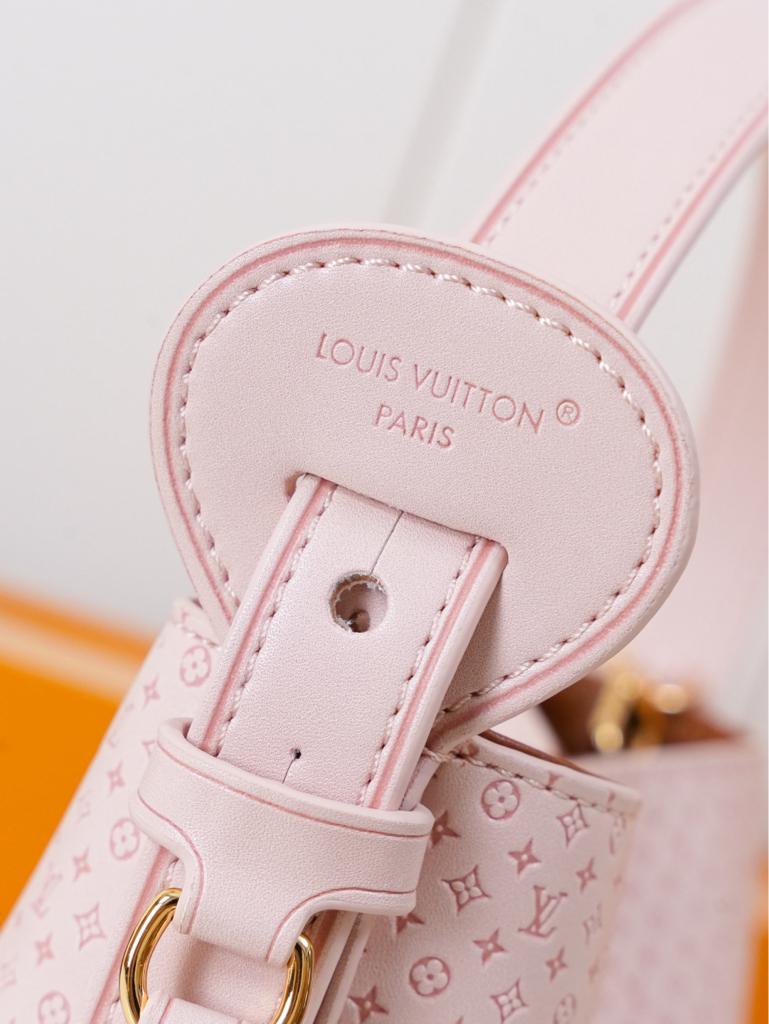 Louis Vuitton All In BB Bag Light Bliss 16cm M28886 view 9