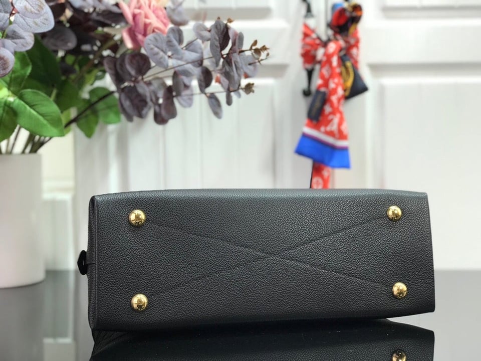 Louis Vuitton Neo Alma Pm 35Cm Black view 6