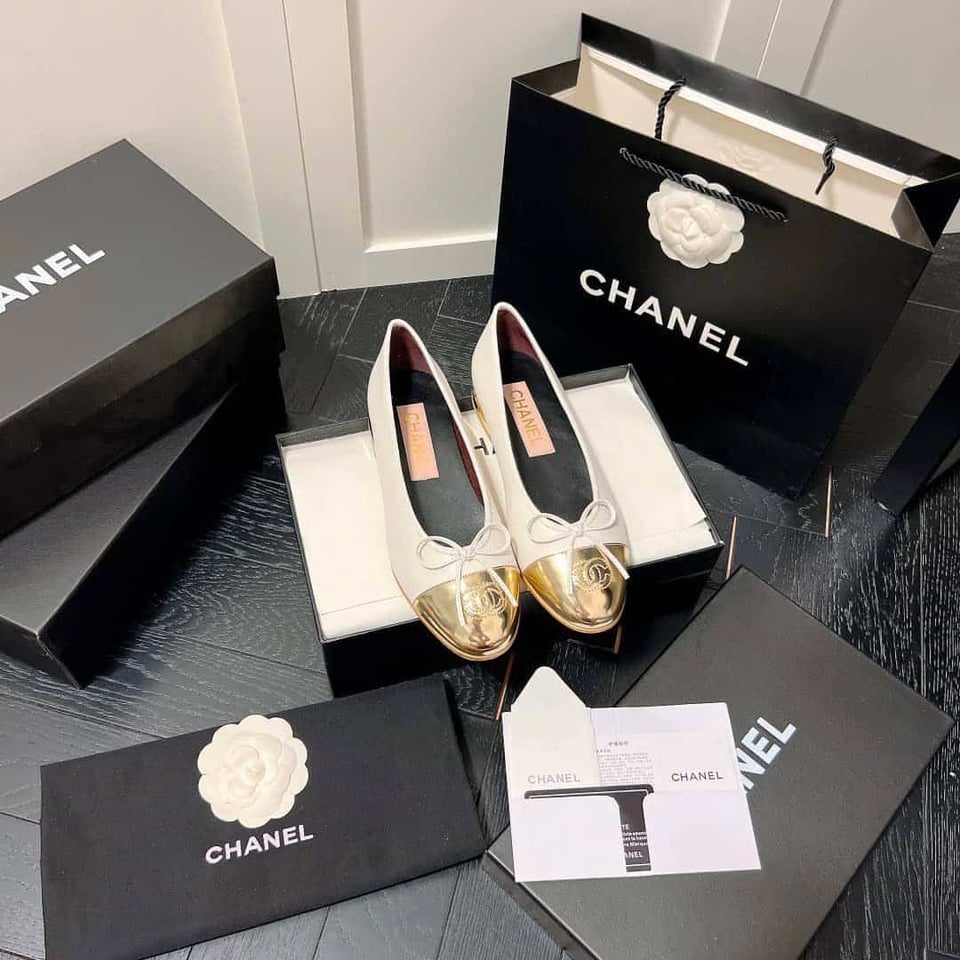 Chanel Leather Cap Toe Ballet Flats White Gold view 5