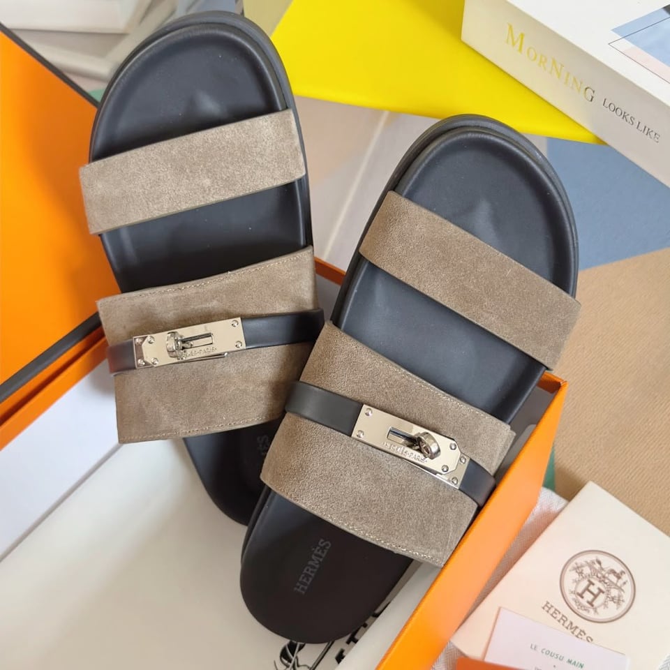 Hermes Jackson Sandal Étoupe Color Goatskin H242952ZHX3390 view 3