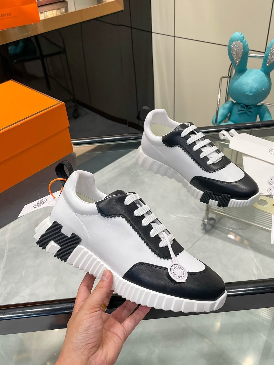 Hermes Bouncing Sneakers Blanc And Black Color Goatskin H242810ZH90390 view 2