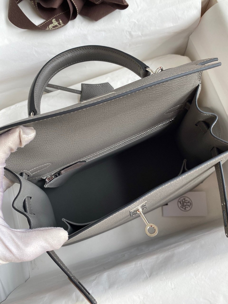 Hermes Kelly 25 Bag In Dark Grey Epsom Leather For Women 25cm/10in view 3