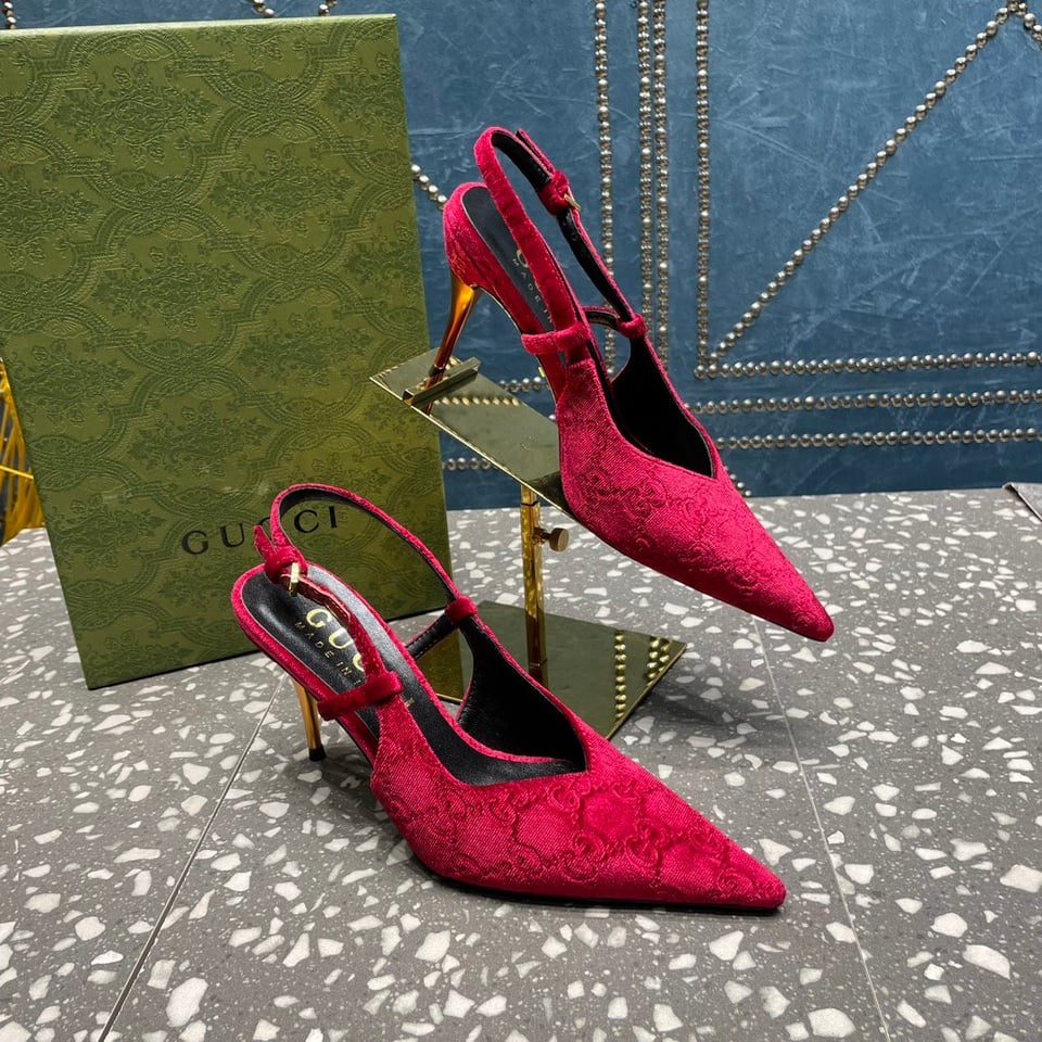 Gucci Women’S Platform Pump Pink Velvet view 7