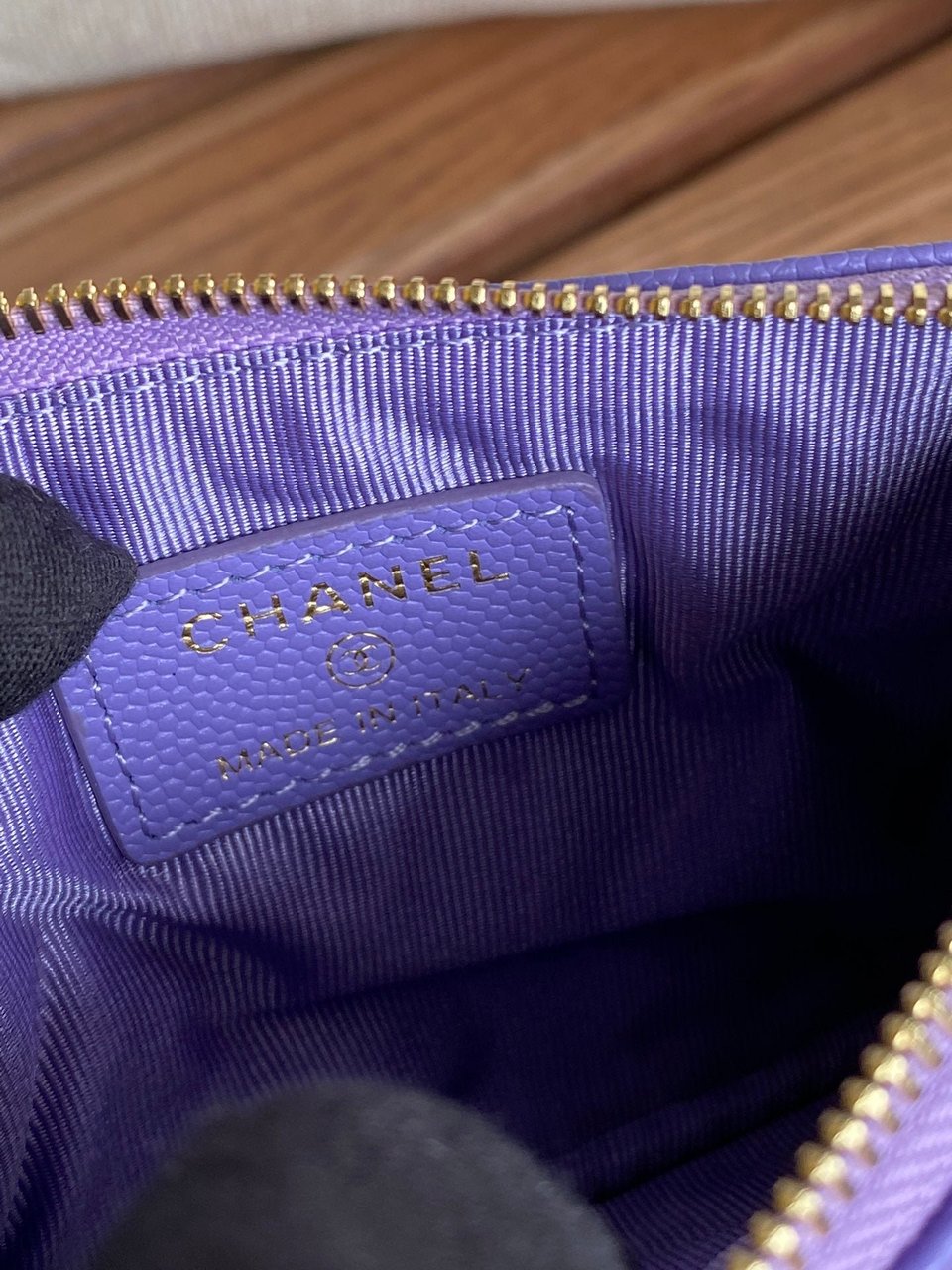 Chanel Zipped Wallet 15 Purple Caviar Gold Hardware view 3