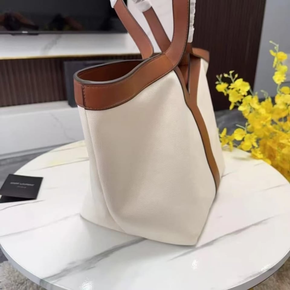 Saint Laurent Y Tote In Leather Bag White view 7