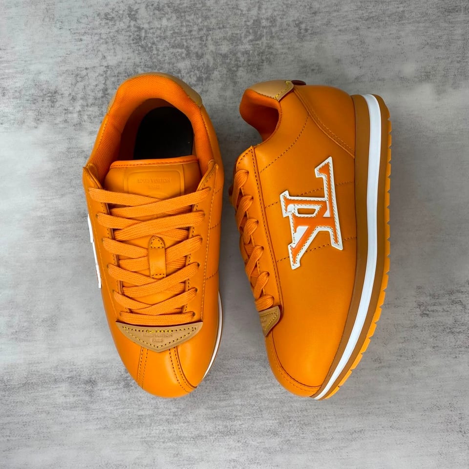 Louis Vuitton Buttersoft Sneaker Orange Sheepskin And Calfskin 1AINQN view 3