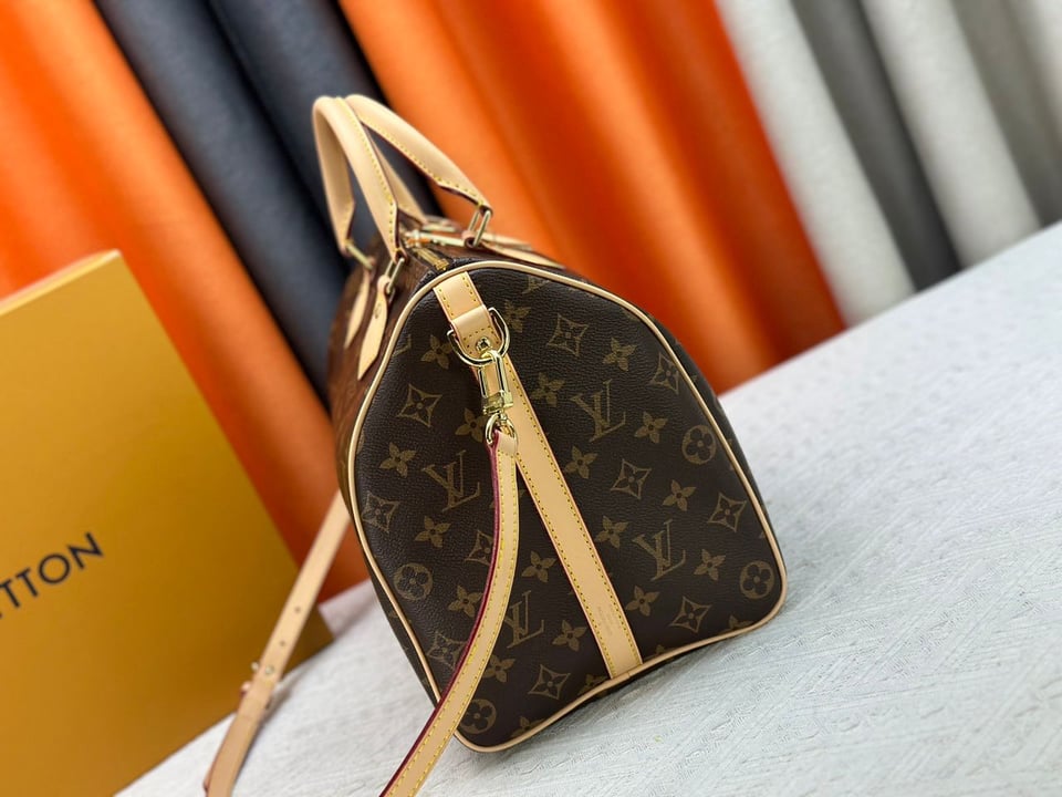 Louis Vuitton Speedy Bandouliere 35 Monogram Canvas 35cm view 10