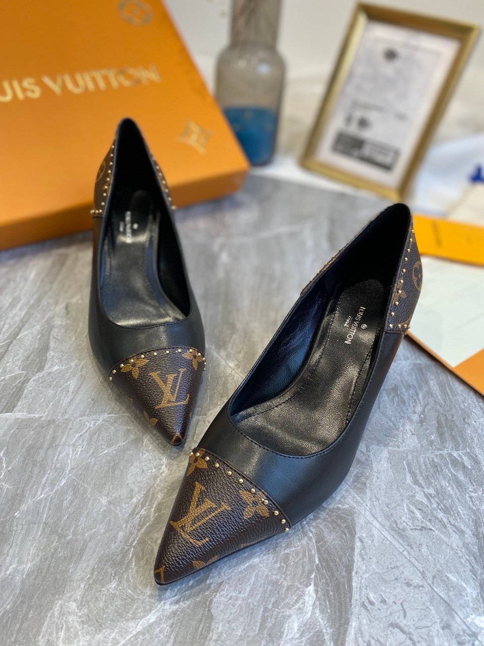 Louis Vuitton Cherie Pump 1A8N7F view 8
