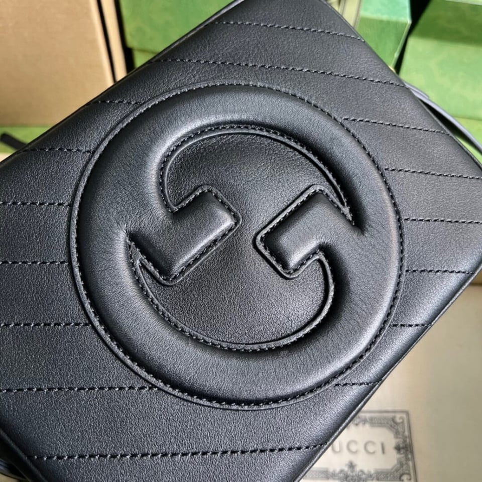 Gucci Blondie Small Shoulder Bag view 9