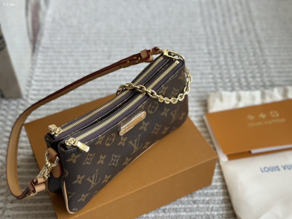 Louis Vuitton Liv Pochette Monogram Coated Canvas 20Cm M83008 view 10