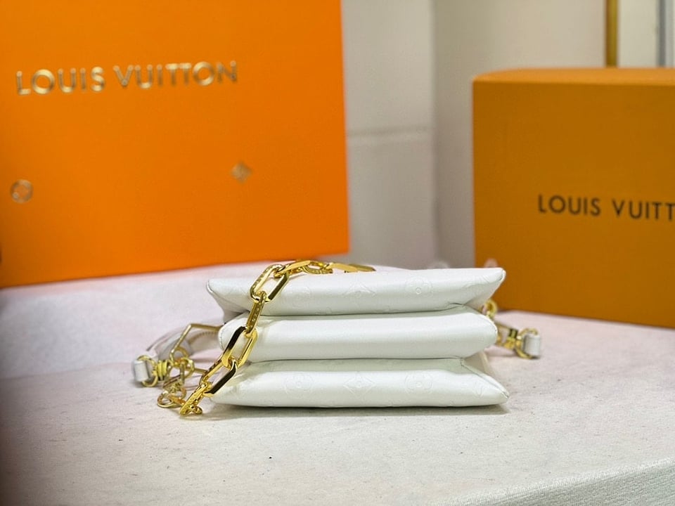 Louis Vuitton Coussin BB 22cm/8.7in Monogram Empreinte Leather White M20770 – Women view 9