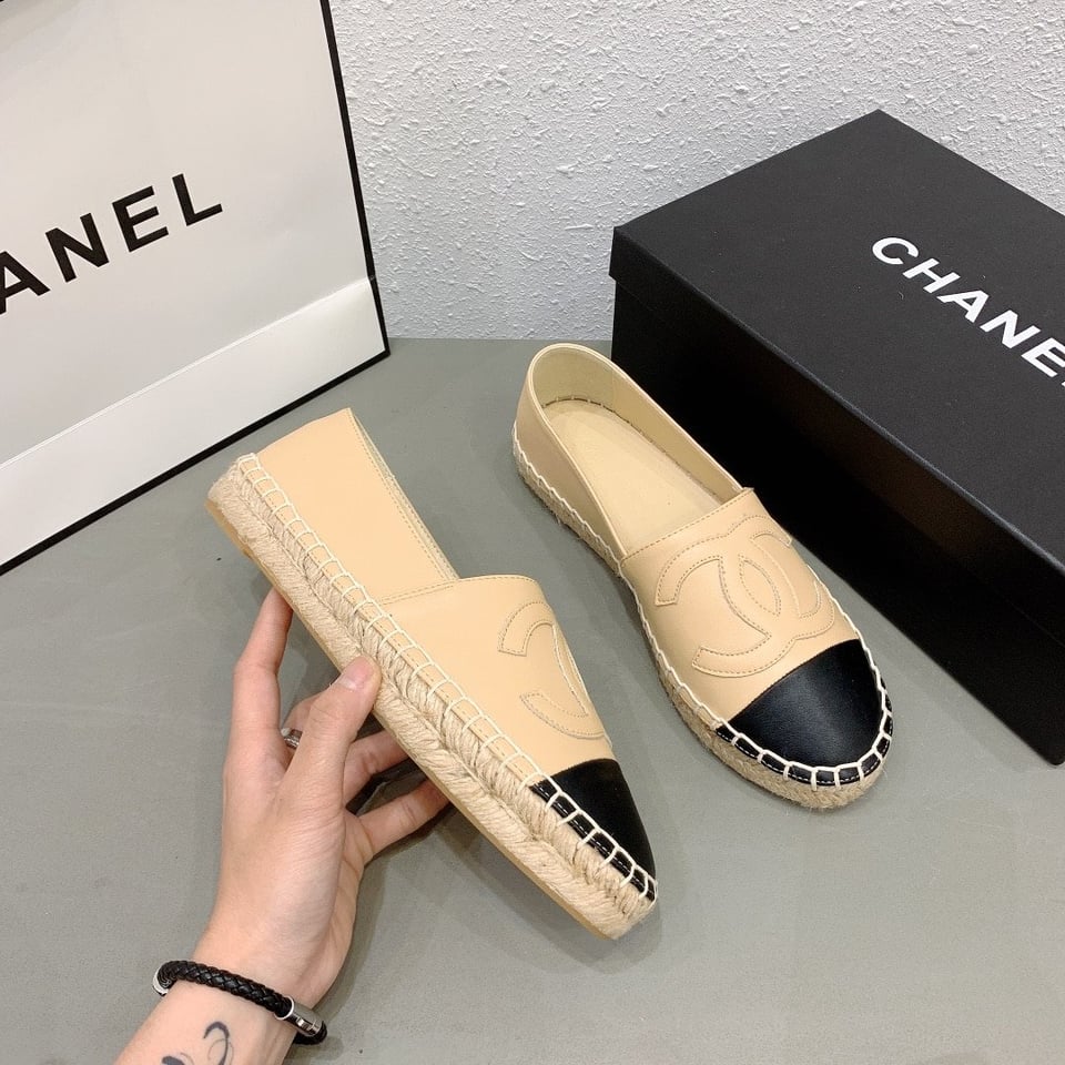Chanel Cc Espadrilles Slip On Sheepskin Beige Black G29762 X01000 C0204 view 3