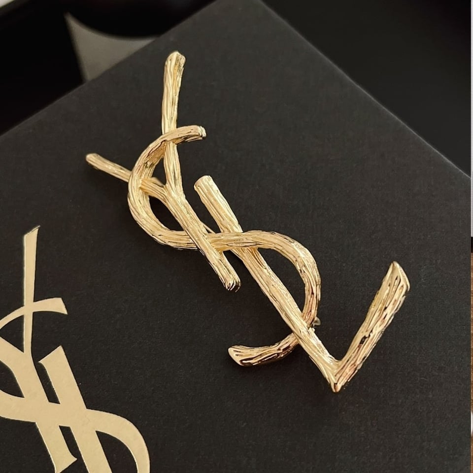Saint Laurent Ysl Brooch Gold 748486Y1500 8007 view 2