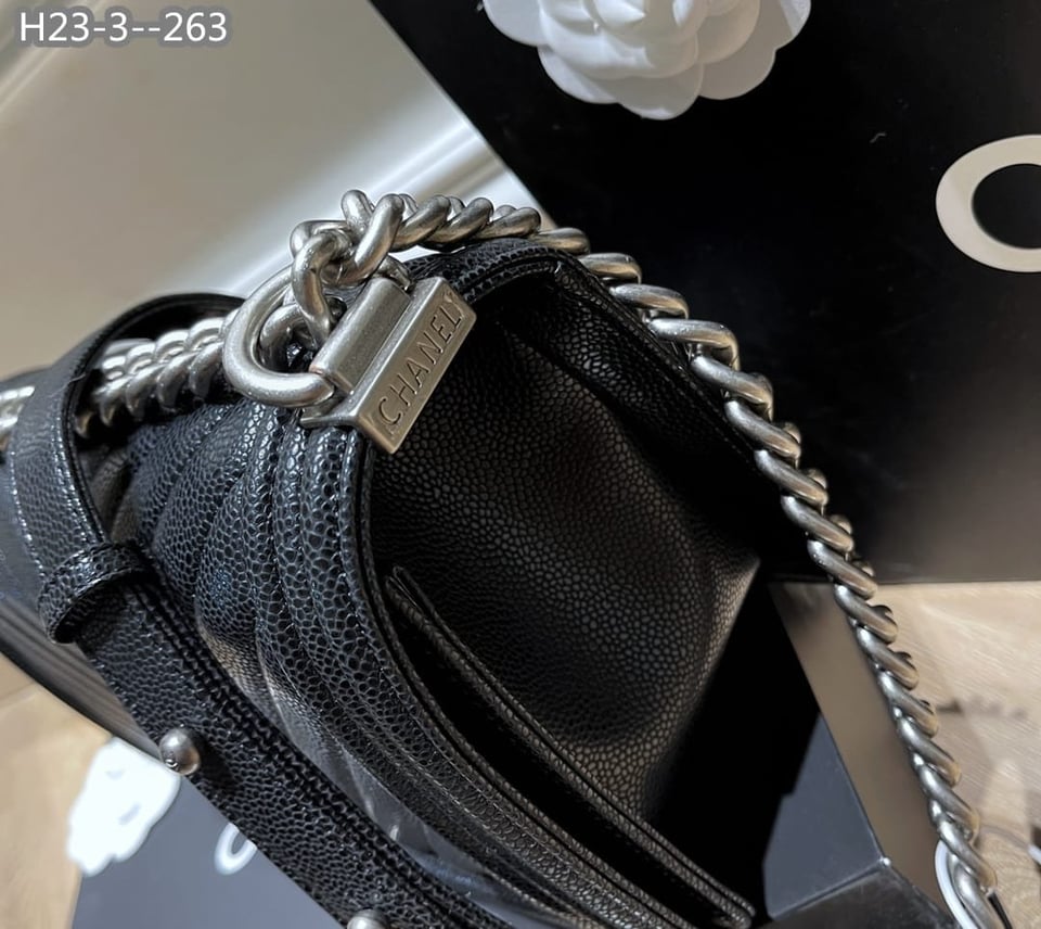 Chanel Boy Caviar Chevron Quilted Flap Bag Black 25Cm/9.8in view 8