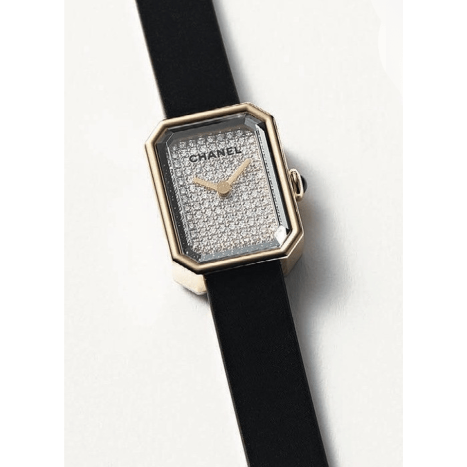 Chanel Première Ribbon Watch White Dial view 4
