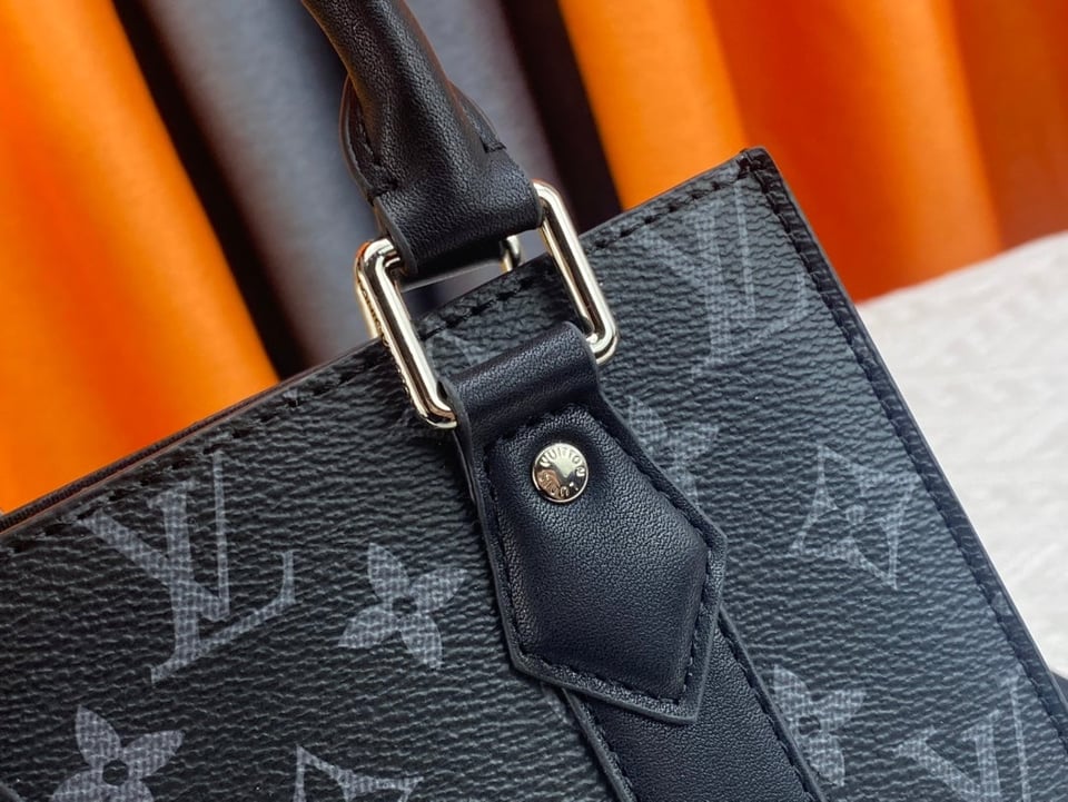 Louis Vuitton Sac Plat Mini Grey And Black Leather 22Cm view 7