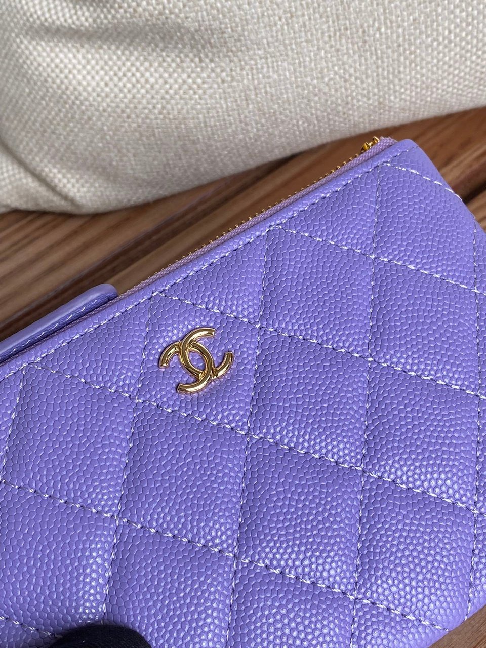 Chanel Zipped Wallet 15 Purple Caviar Gold Hardware view 6