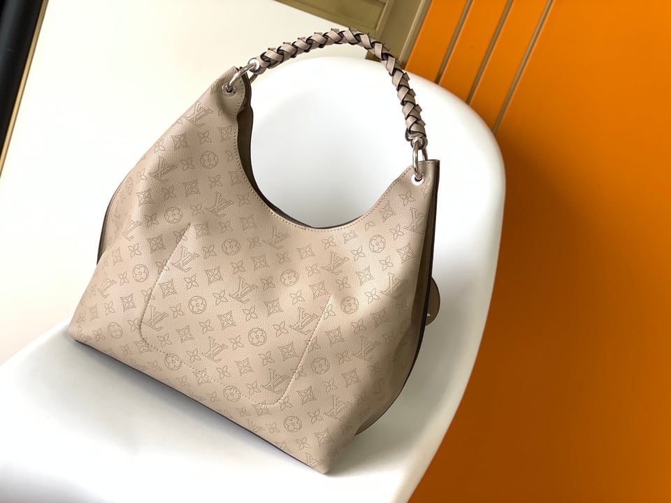 Louis Vuitton Carmel 40Cm Galet Gray view 4