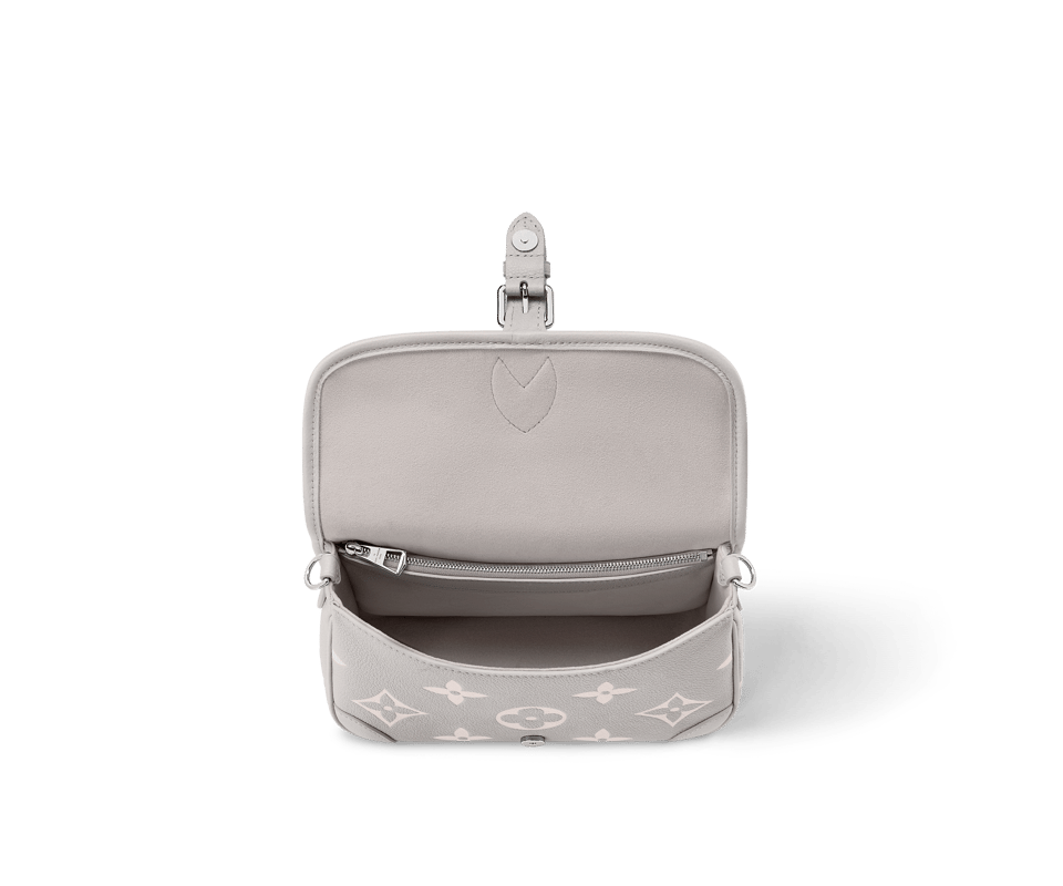 Louis Vuitton Diane M14214 view 4