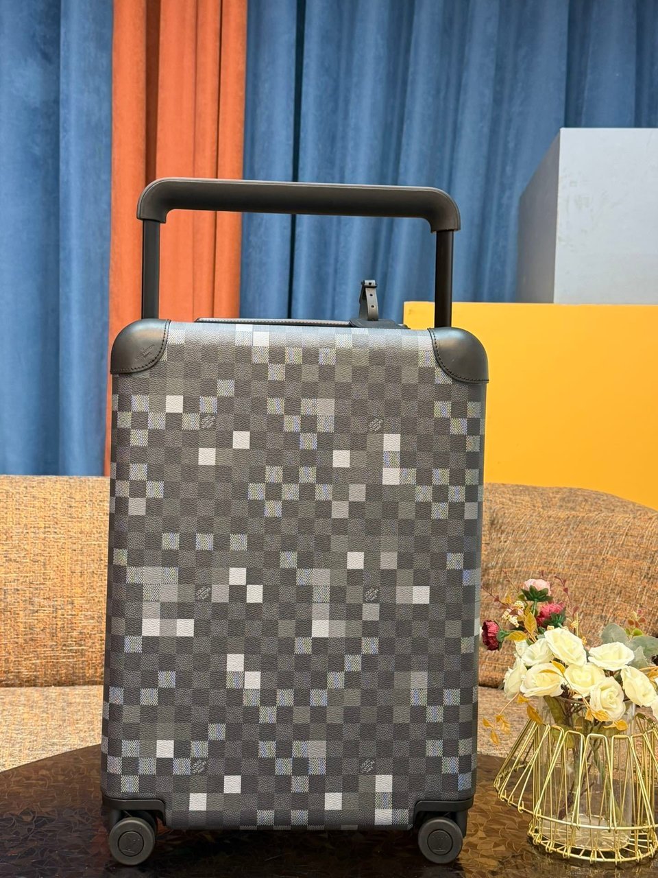 Lv Horizon 55 Carry-On Suitcase Damoflage Black Cabin Luggage 55cm/21.6in view 3
