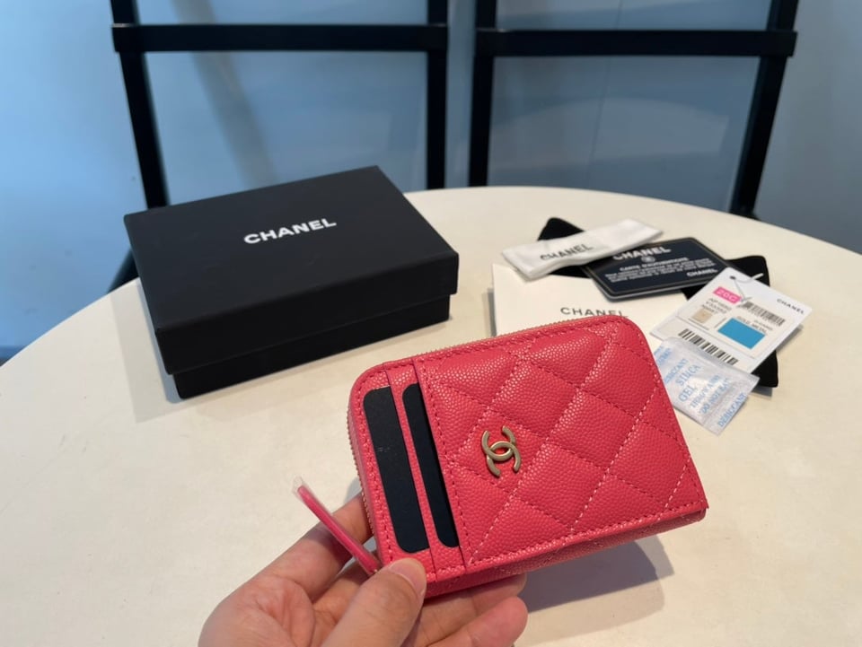 Chanel Zipped Coin Purse 11 Red Pink Grained Calfskin view 3