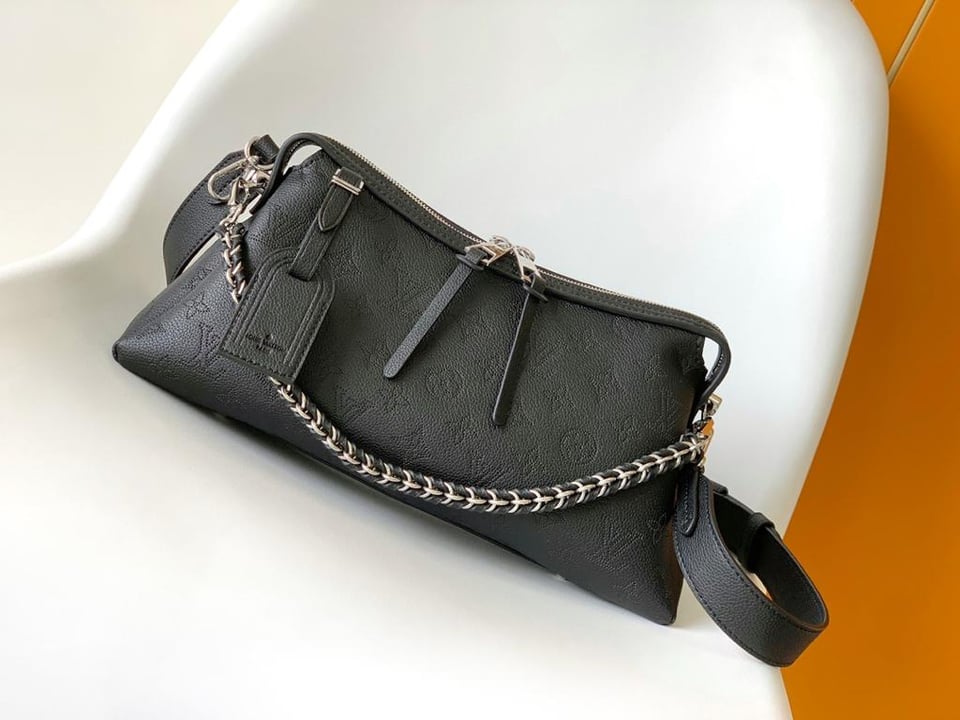 Louis Vuitton Hand It All Pm Galet Black 29Cm M24255 view 11