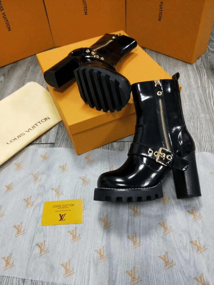 Louis Vuitton Star Trail Ankle Boots Black view 3