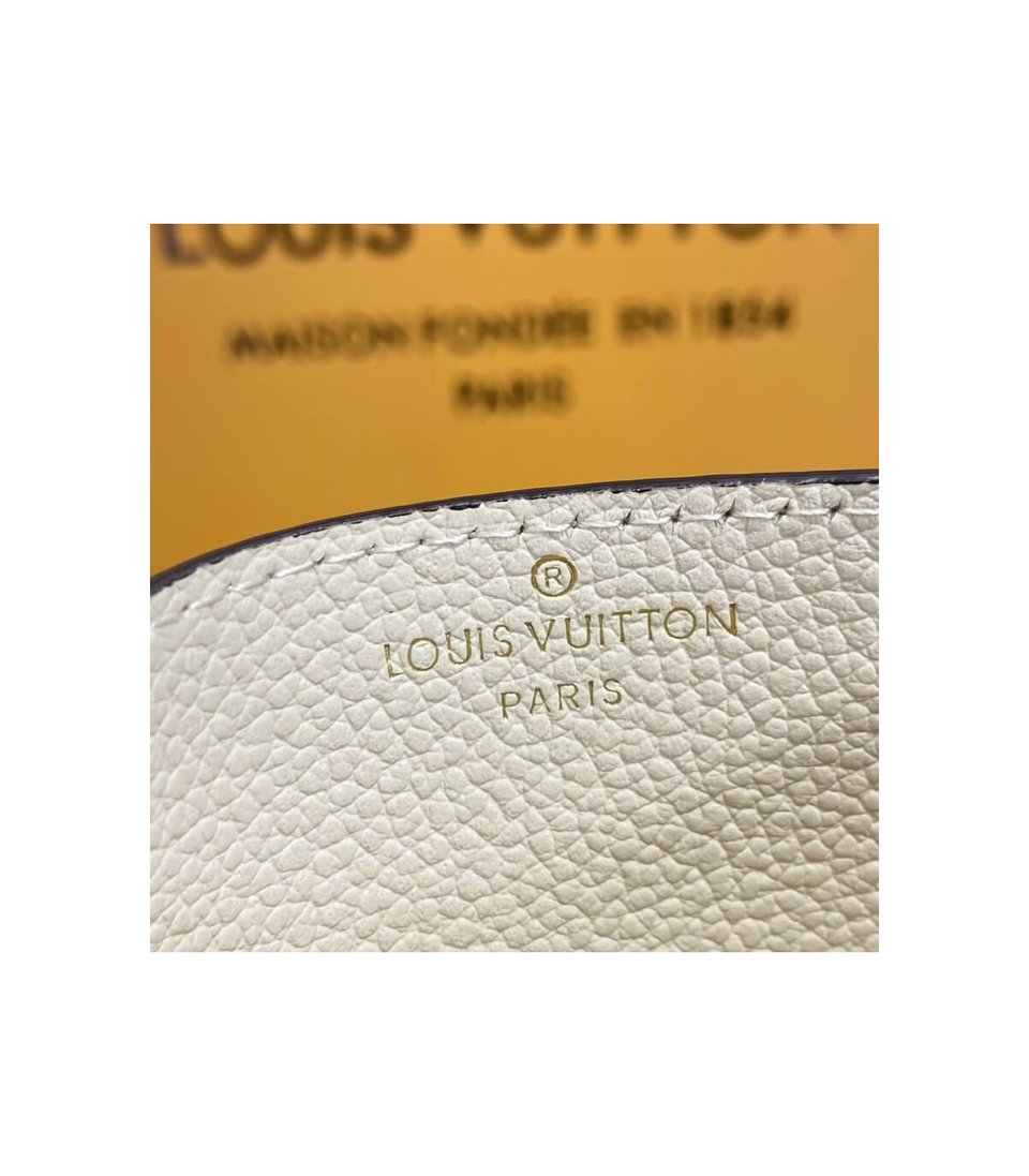 Louis Vuitton Card Holder Beige view 11
