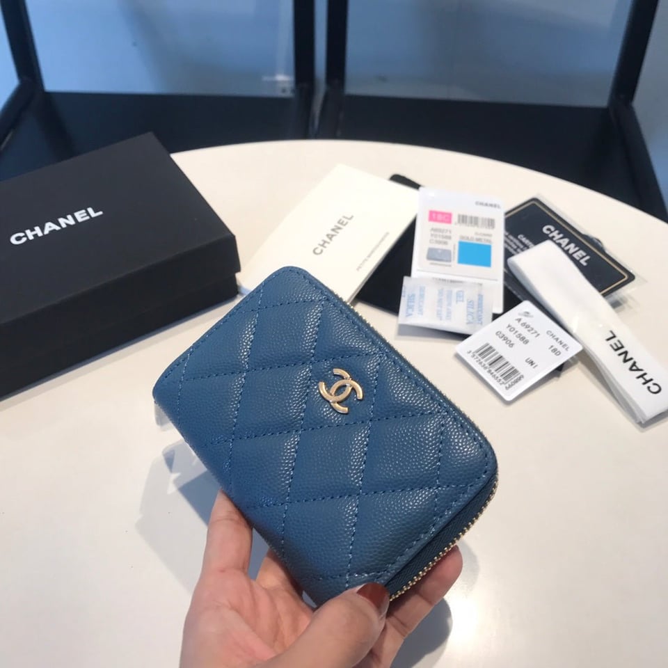 Chanel Zipped Coin Basic Purse 11 Aegean Calfskin Gold Icon view 3