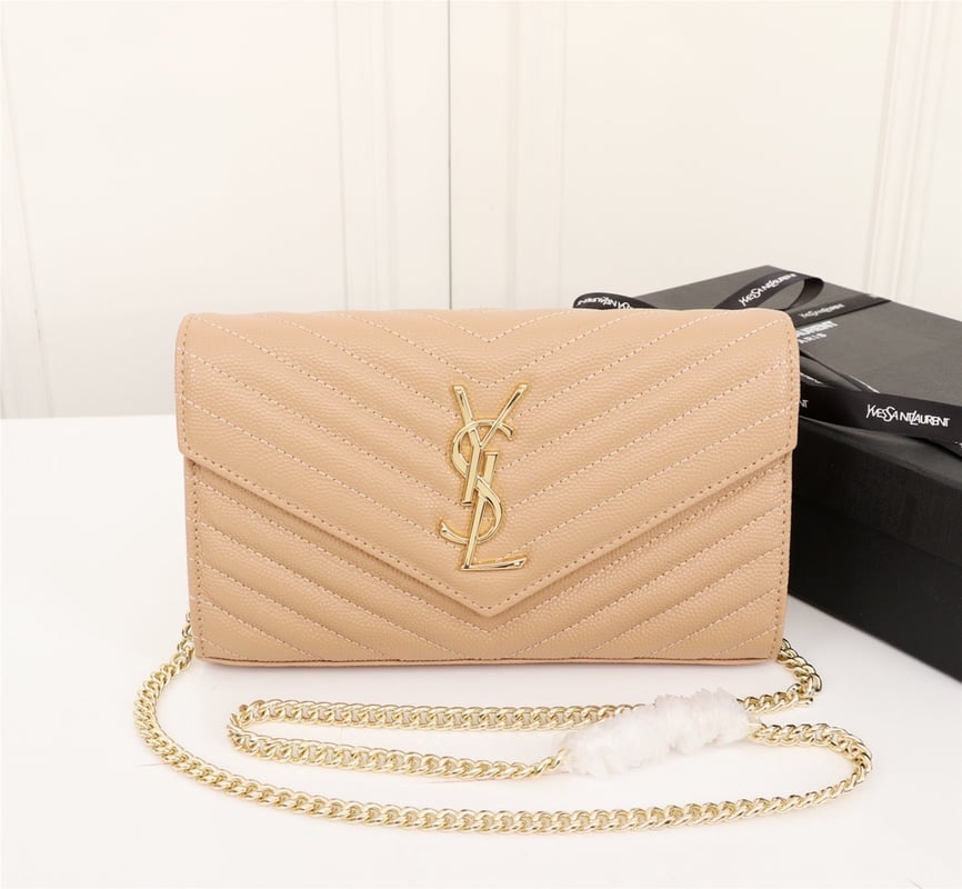 Saint Laurent Cassandre Matelasse Chain Wallet In Grain De Poudre Embossed Beige 22Cm view 5