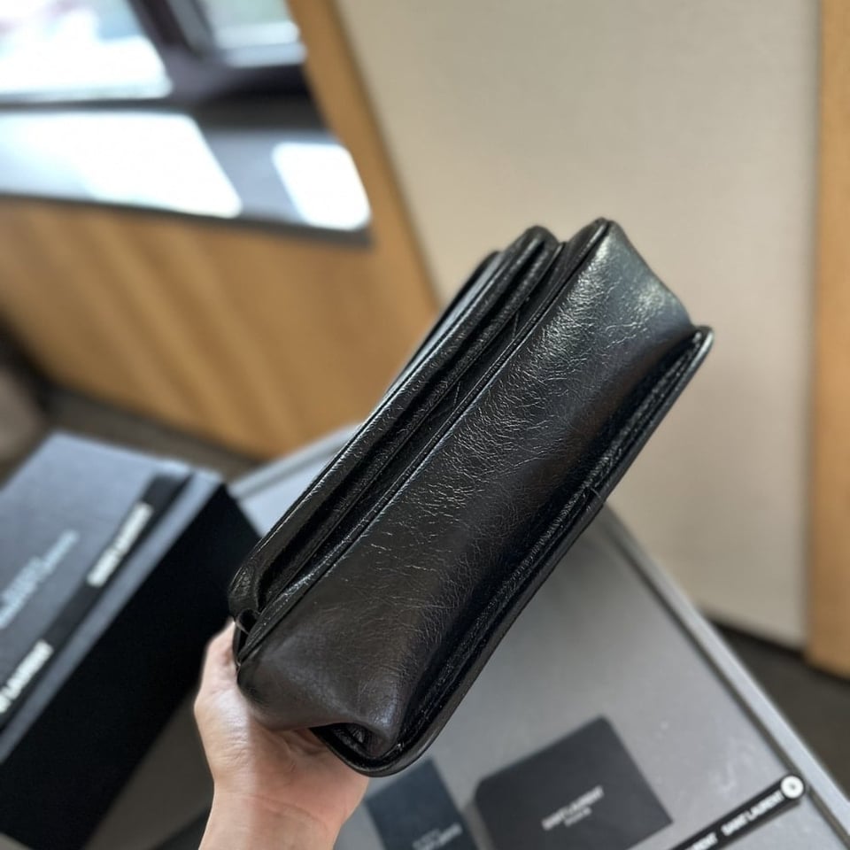 Saint Laurent Niki Medium In Vintage Leather Black Noir 28Cm view 8