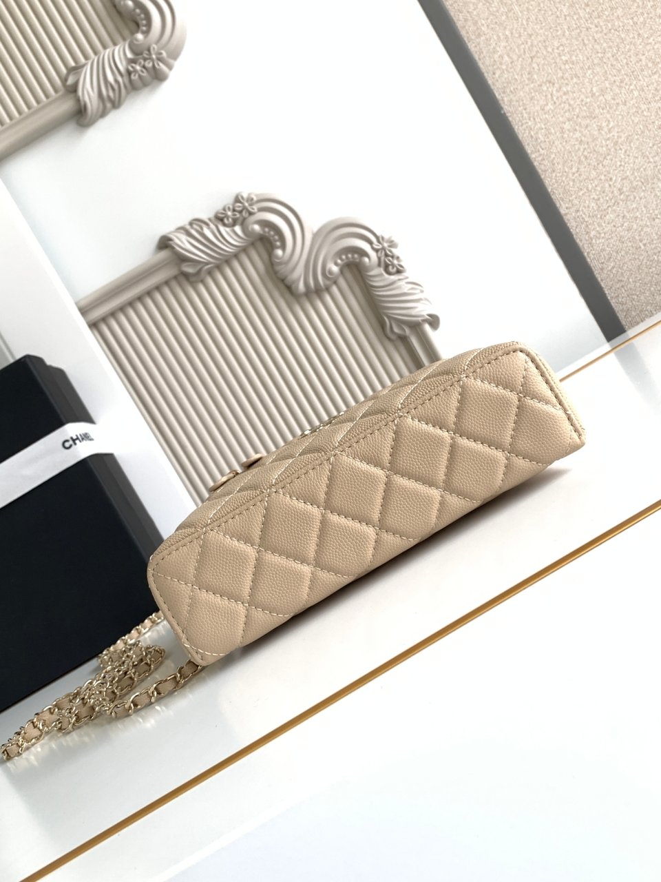 Chanel 25C Vanity Case Beige 20cm view 7