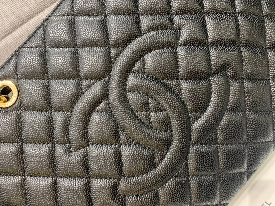 Chanel Grand Shopping Tote Bag 34Cm Black Caviar Gold Hardware view 3