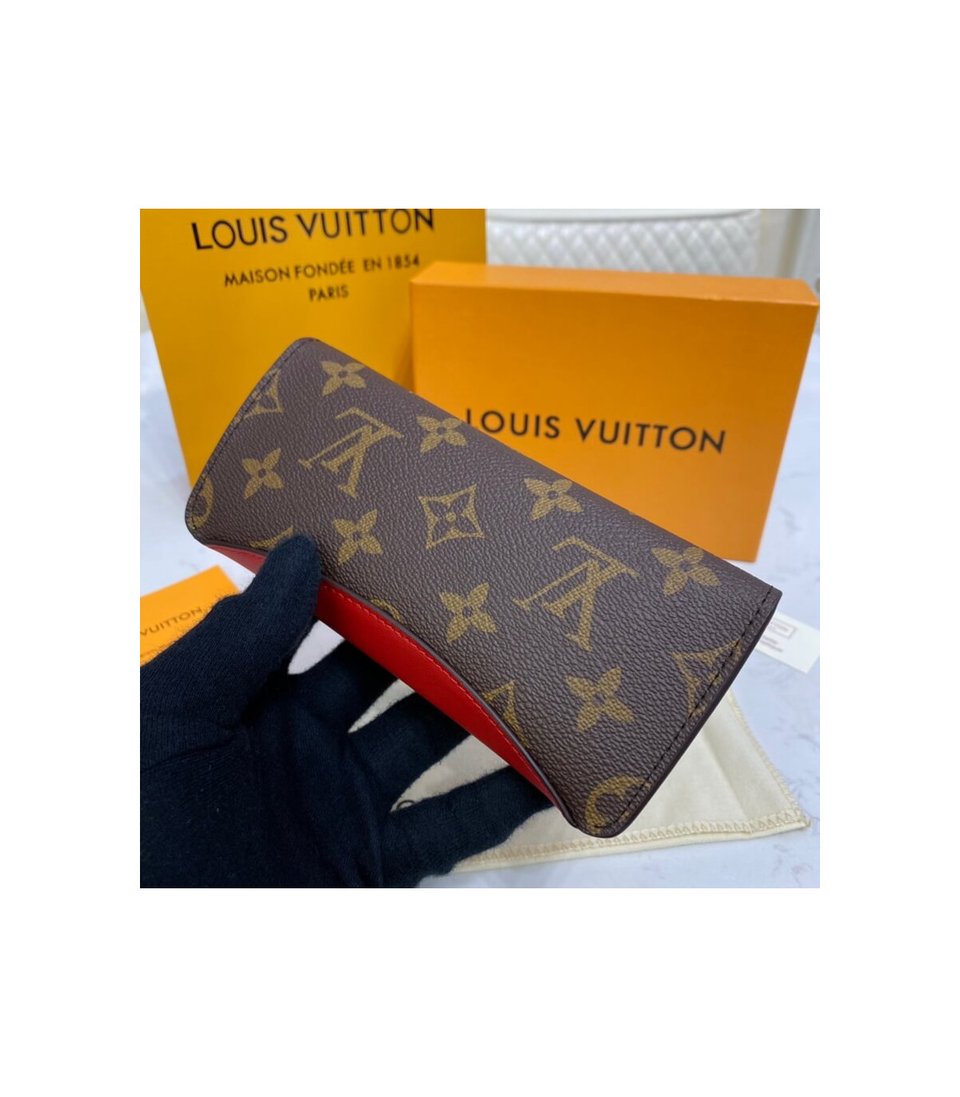 Louis Vuitton Monogram Canvas Woody Glasses Case view 4