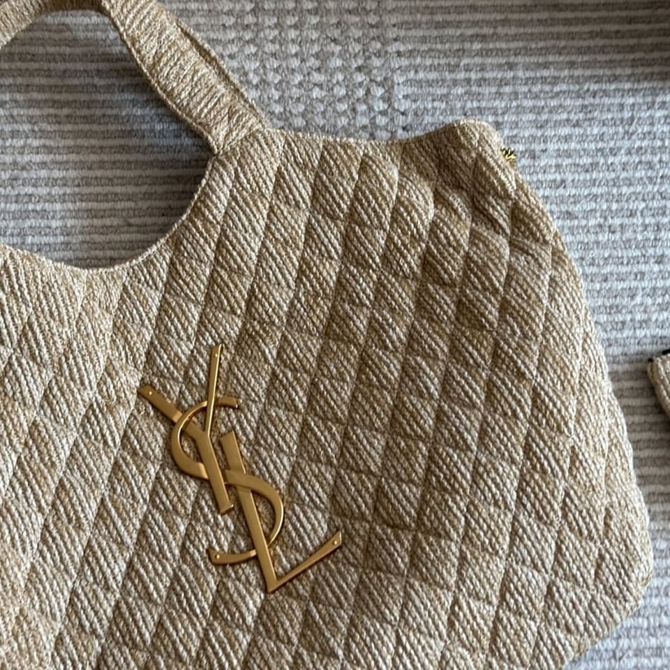 Saint Laurent Raffia Maxi Tote Bag Beige 40Cm view 4