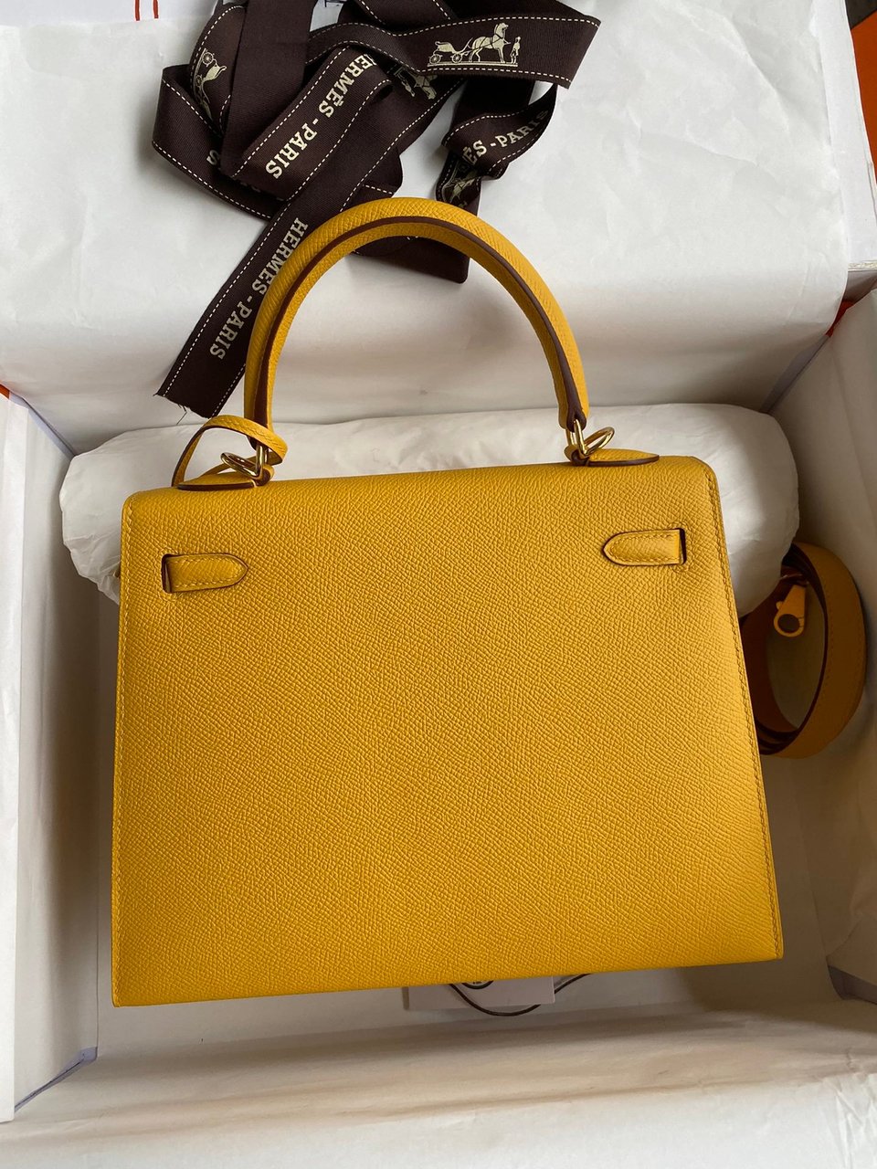 Hermes Kelly 25 Bag In Mustard Yellow Epsom Leather For Women 25cm/10in view 9