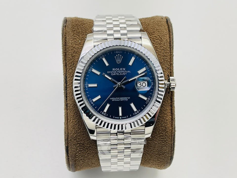 [Super Clone] Rolex Datejust 41mm Blue Dial 126334 Jubilee view 3