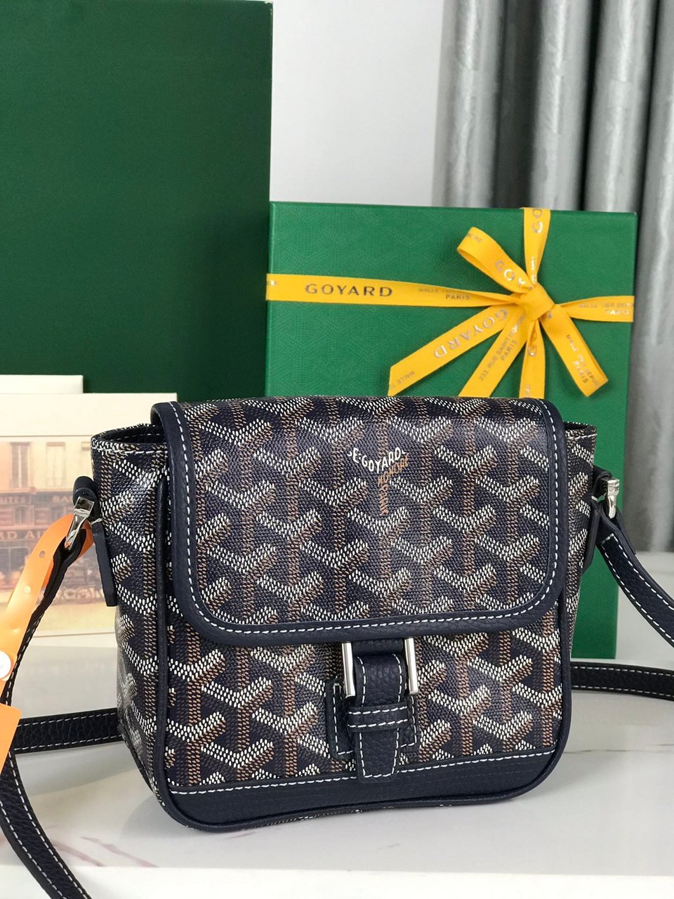 Goyard Grand Bleu 16 Cm Navy Blue Goyardine Canvas And Lambskin view 8