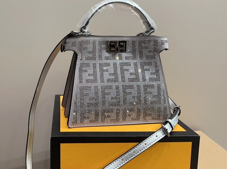 Fendi Peekaboo Iseeu Petite Silver Leather Bag With Crystal Ff Motif 21Cm view 3
