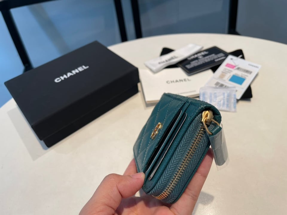 Chanel Zipped Coin Purse 11 Ocean Grained Calfskin view 9