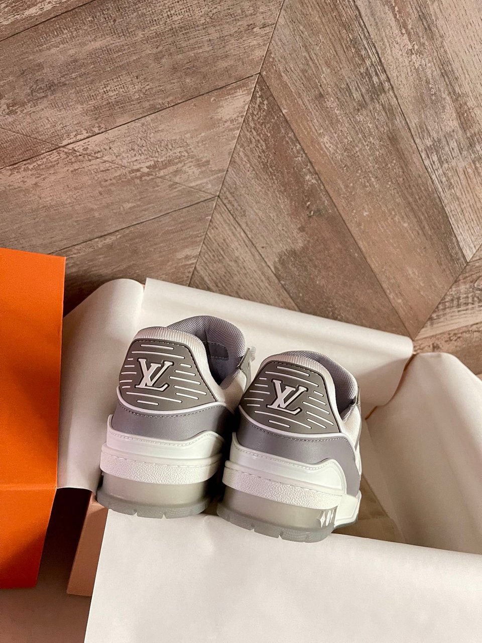 Louis Vuitton Lv Trainer Sneaker Grey White 1A8Kba view 8