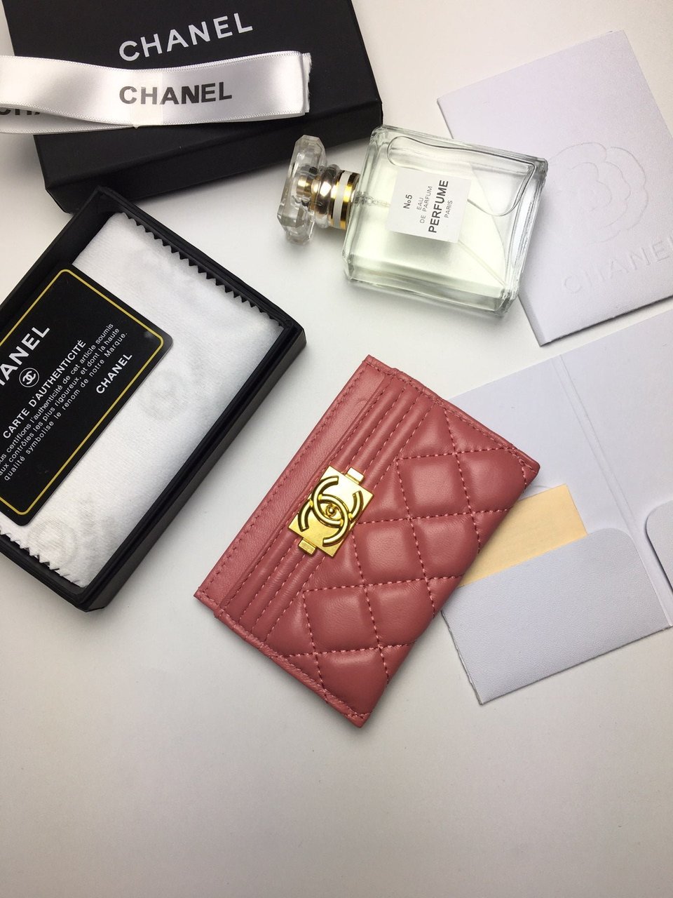 Chanel Boy Card Holder 11.2 Coral Calfskin Gold Icon view 4