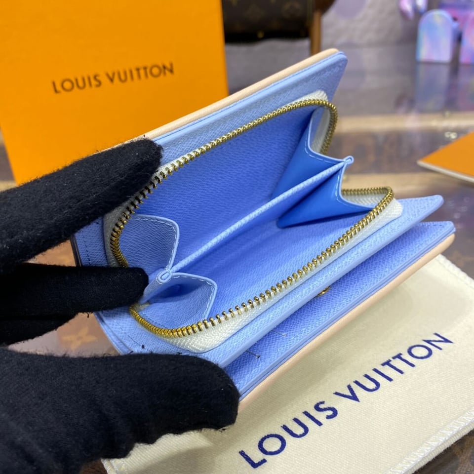 Louis Vuttion Monogram Jacquard Fabric Lou Wallet view 10
